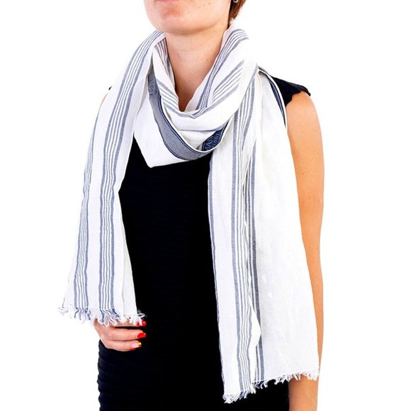 ARMANI COLLEZIONI CORN SILK, DARK BLUE PALANTIN SCARFWOMENS SIZE 38X179